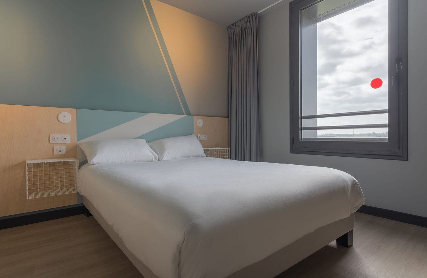 Découvrez, en exclusivité, les nouvelles photos de notre ibis budget Baie du Mont-Saint-Michel 2 ibis budget baie mont saint michel 03